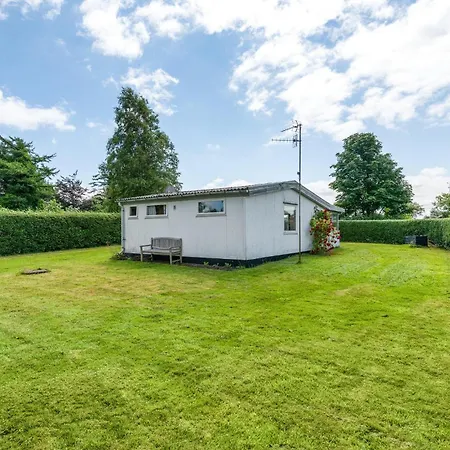 2 Bedroom Beautiful In Holiday home Broager