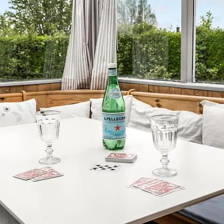 2 Bedroom Beautiful In *
